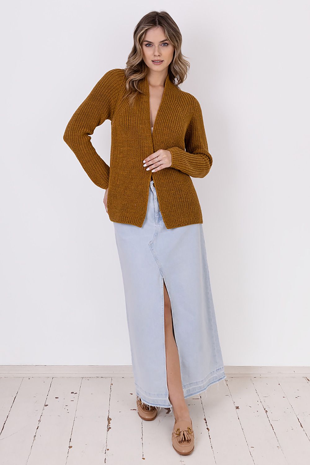 Cardigan model 187253 MKM