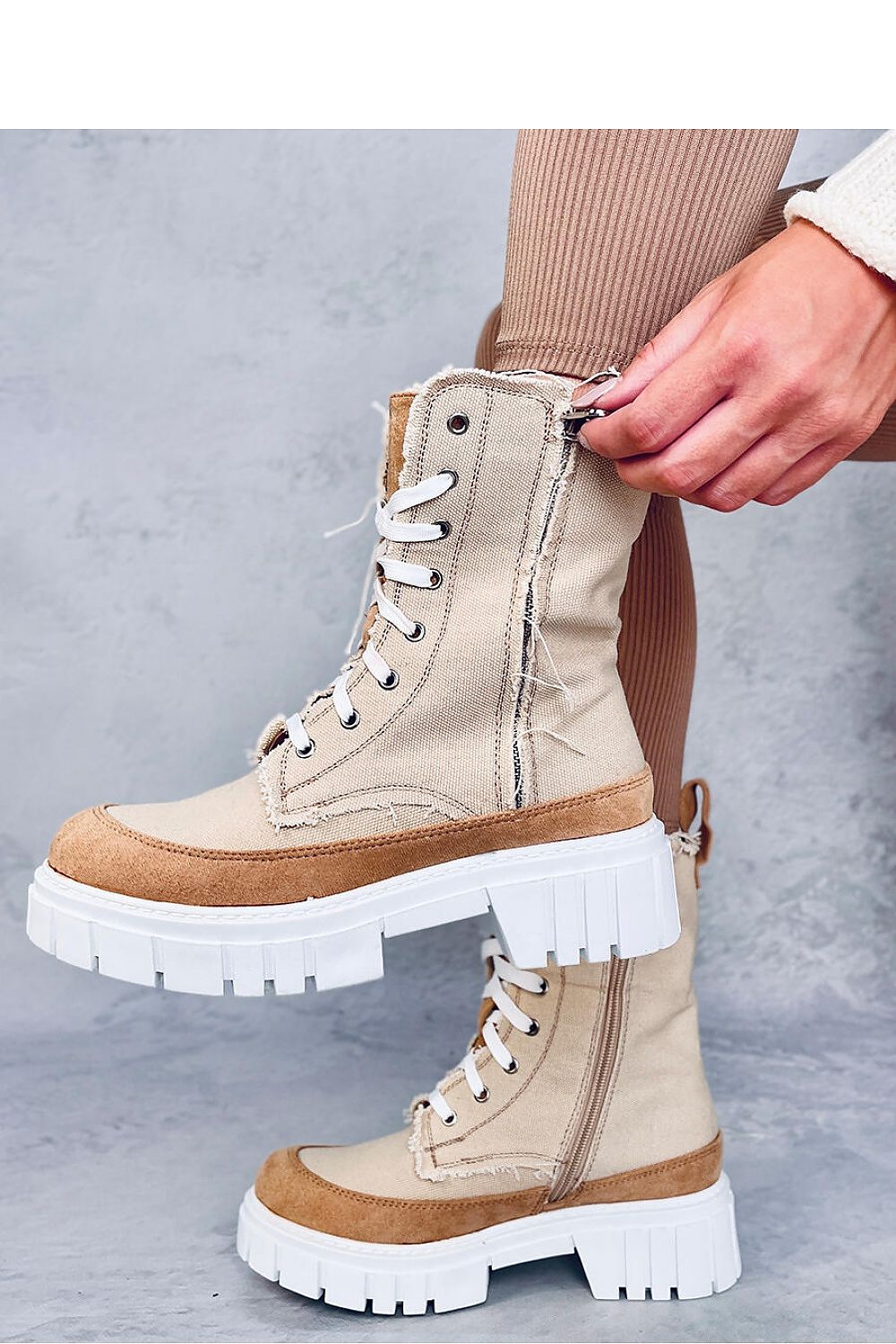 Bottes model 187401 Inello