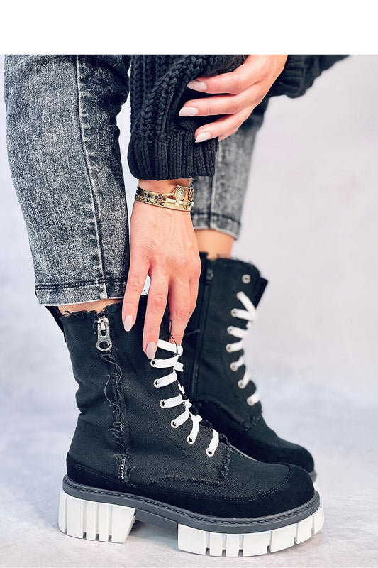 Bottes model 187402 Inello