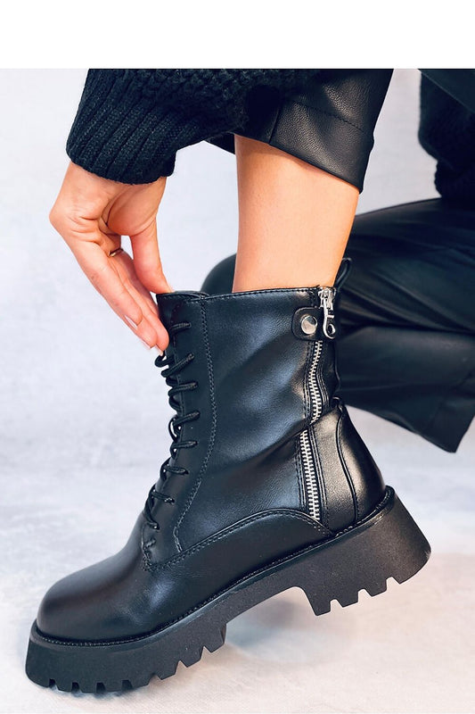 Bottes model 188475 Inello