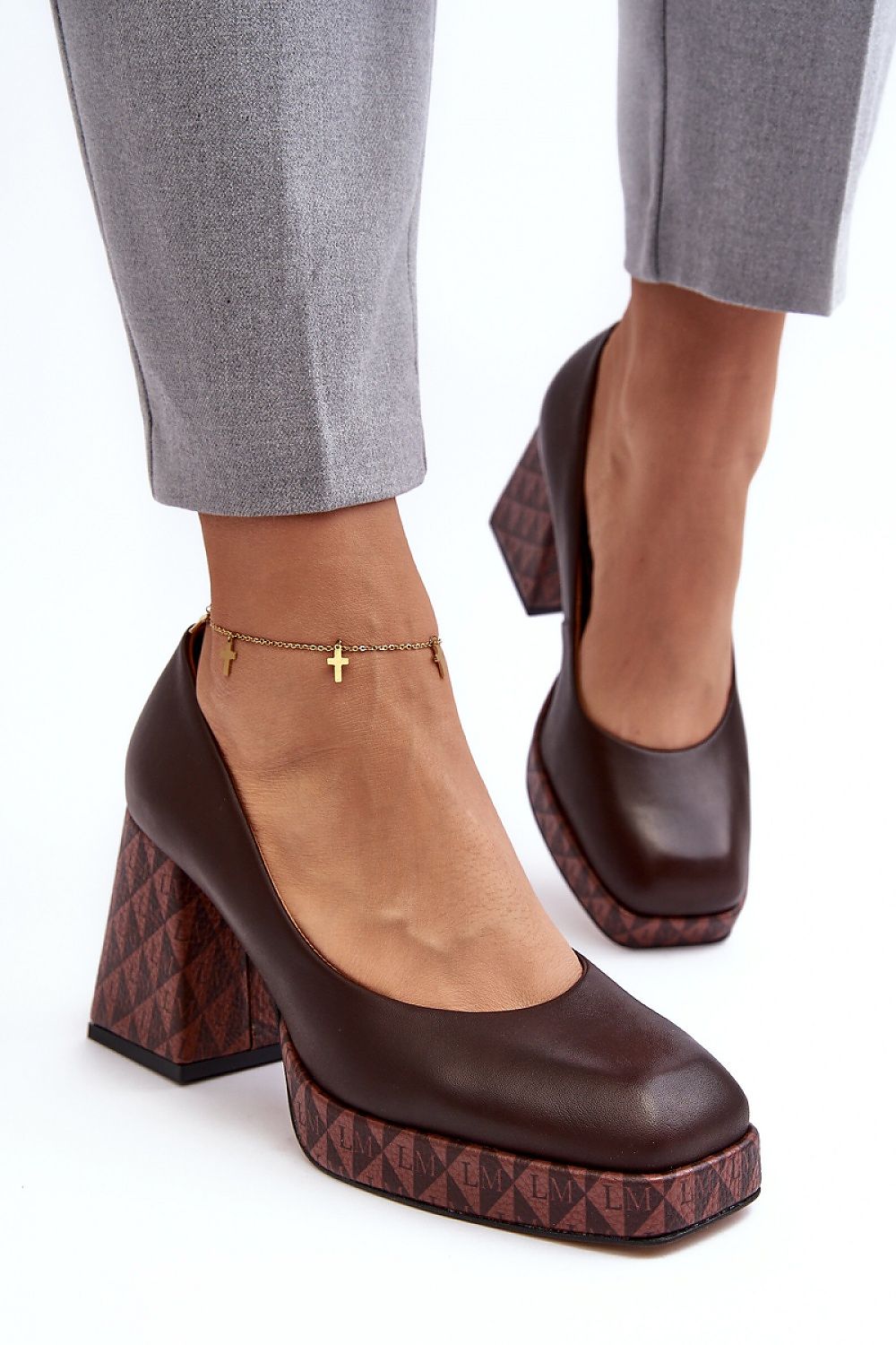 Wide heel pumps model 188523 Step in style