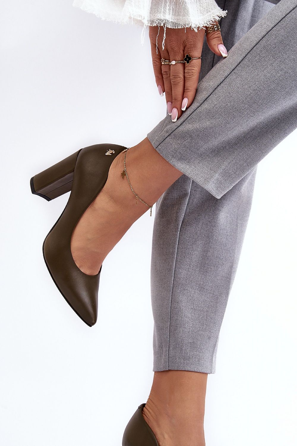 Wide heel pumps model 188526 Step in style