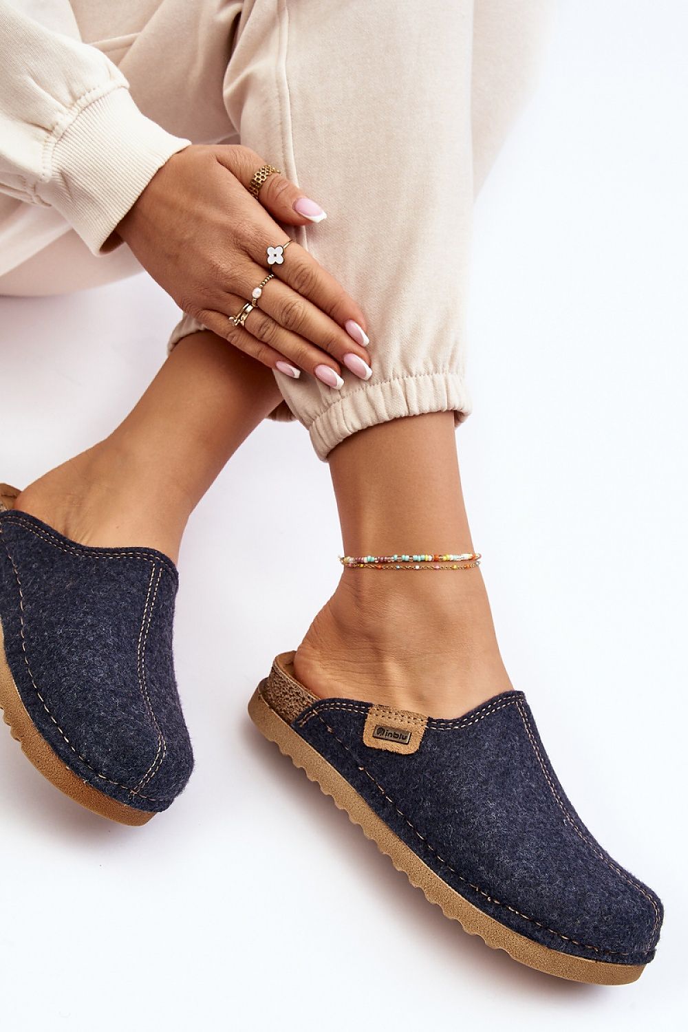 Pantoufles model 188668 Step in style