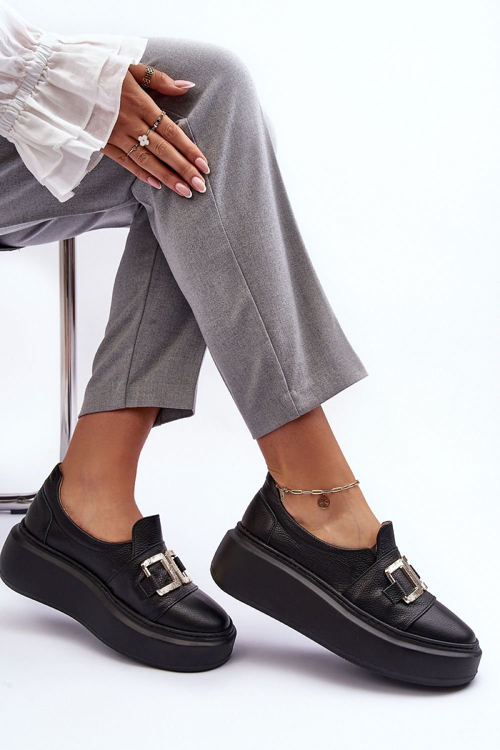Step in style low shoes