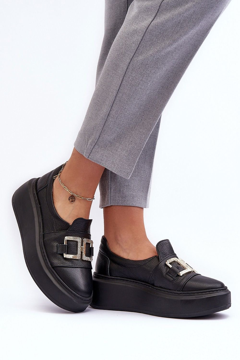 Step in style low shoes