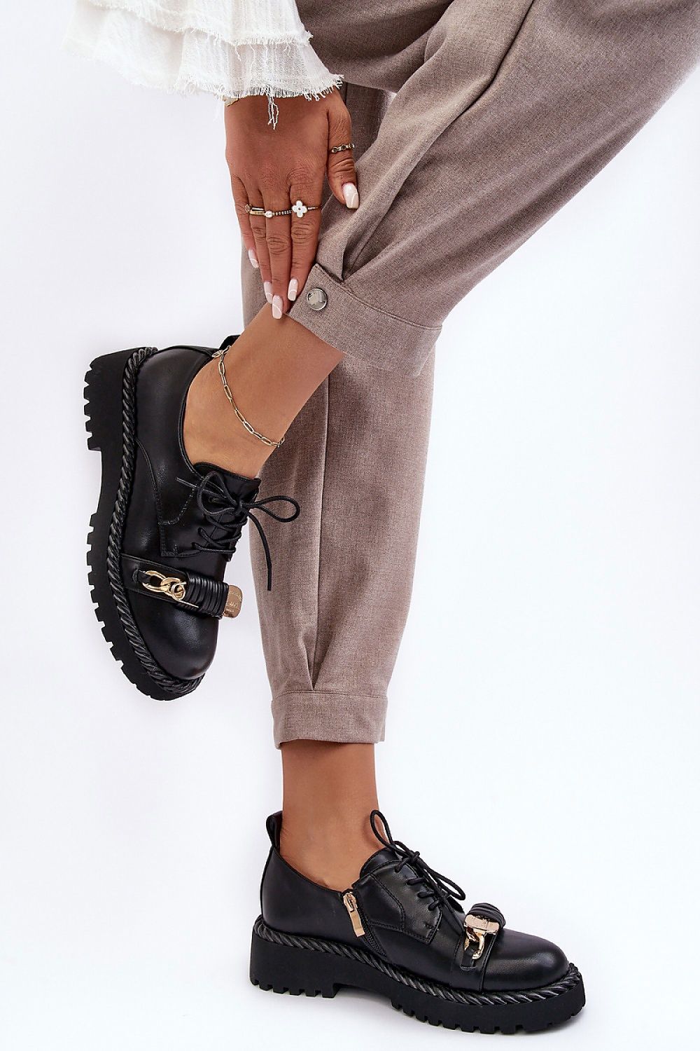 Low shoes model 190176 Step in style