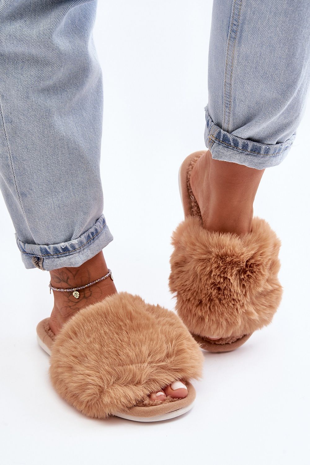 Pantoufles model 190667 Step in style