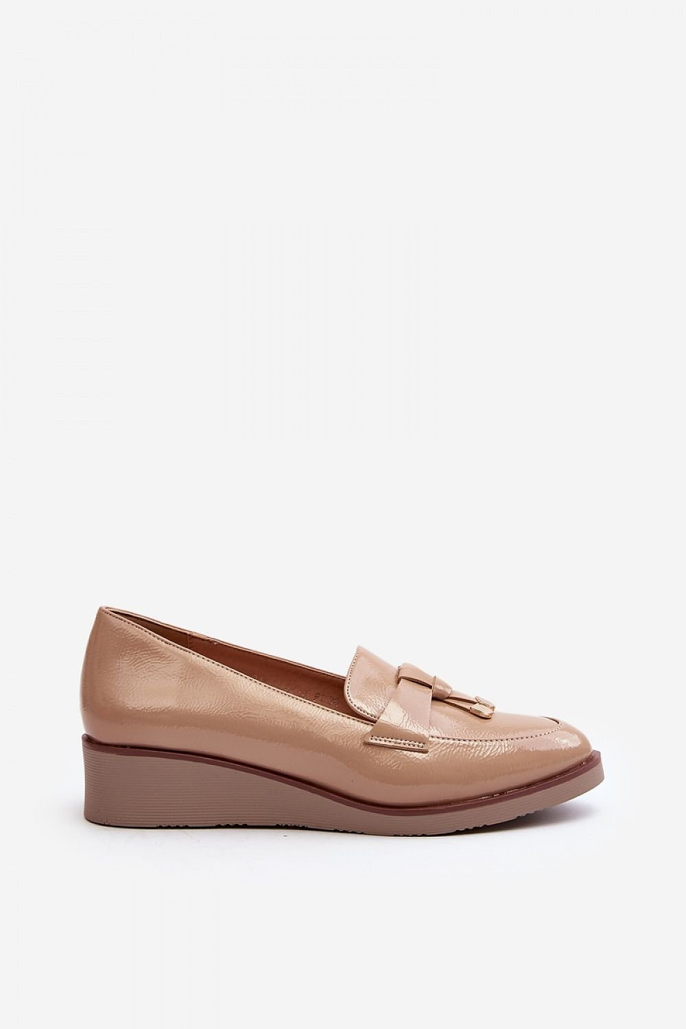 Step in style low-top shoes