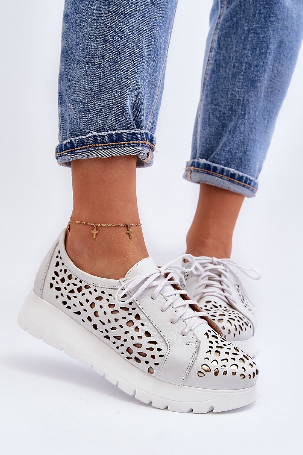 Step in style low shoes