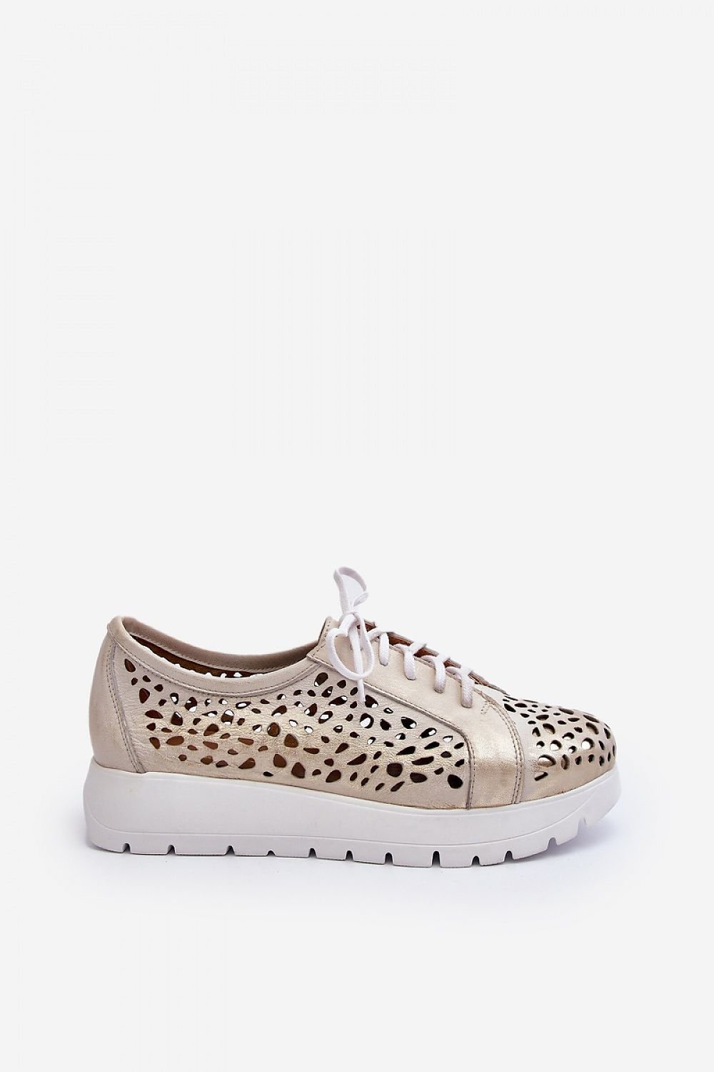 Step in style low shoes