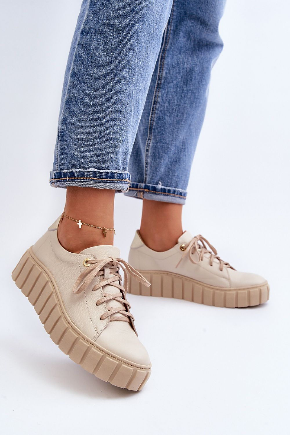 Step in style low shoes