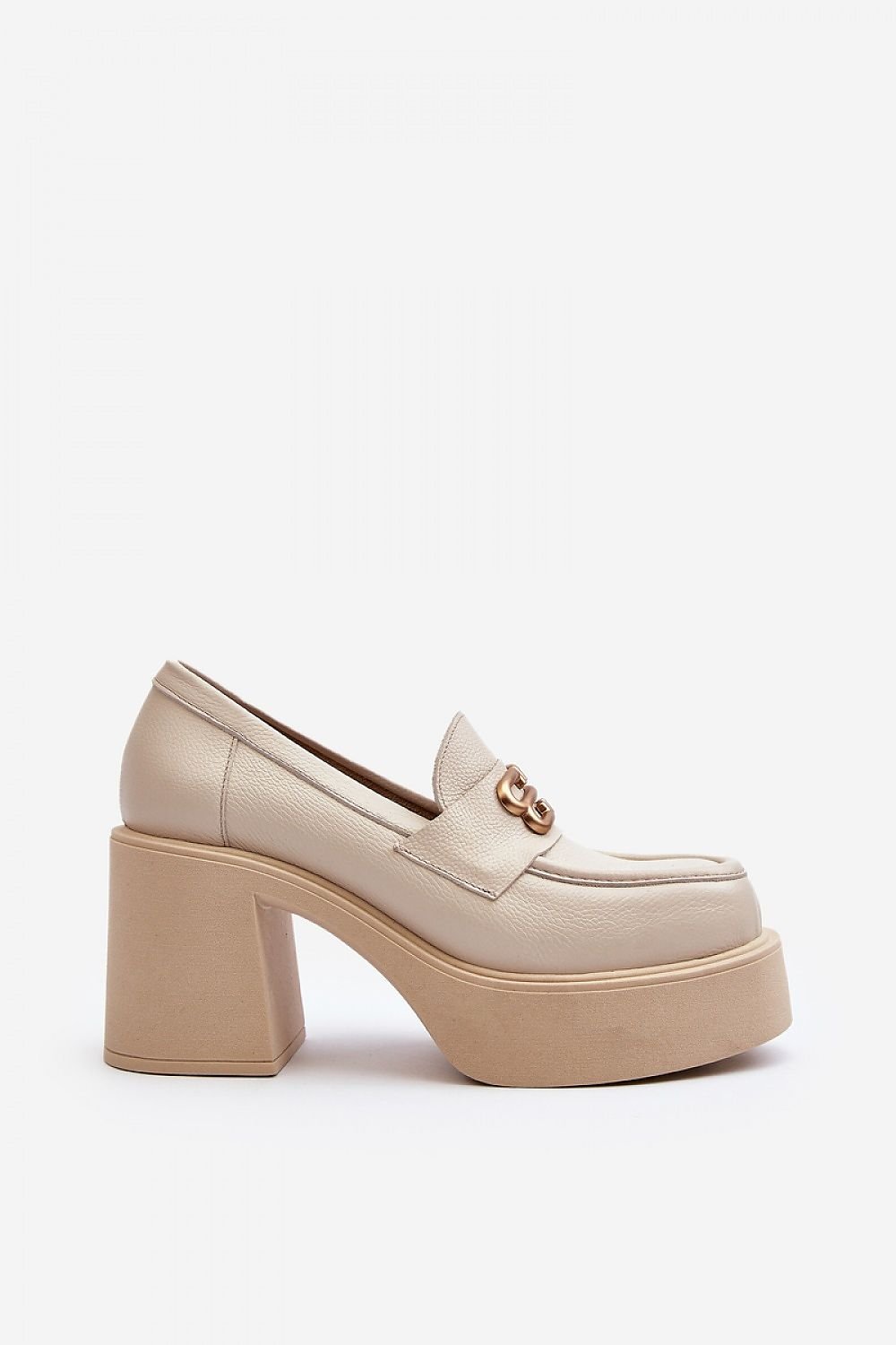 Step in style low heel shoes