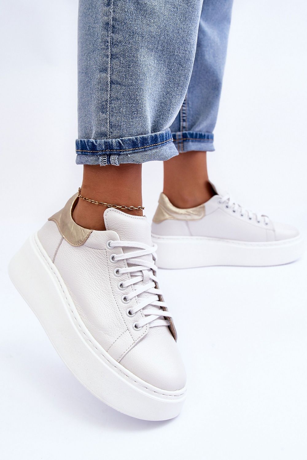 Step in style sports shoes