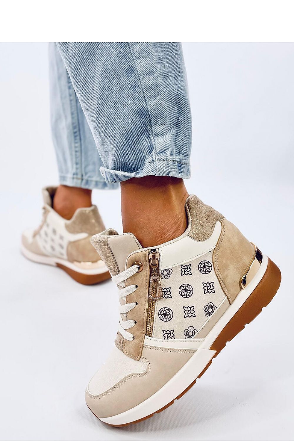 Sneakers with buskins model 192884 Inello