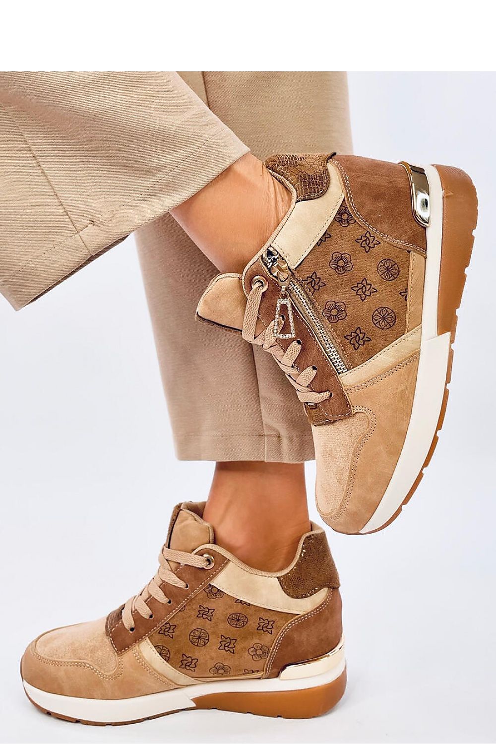 Sneakers with buskins model 192885 Inello
