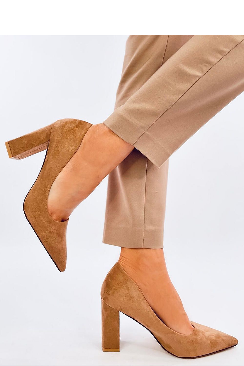Inello wide heel pumps