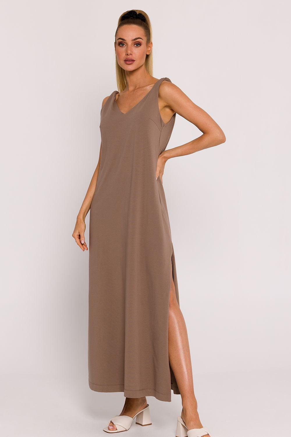 Moe Day Dress