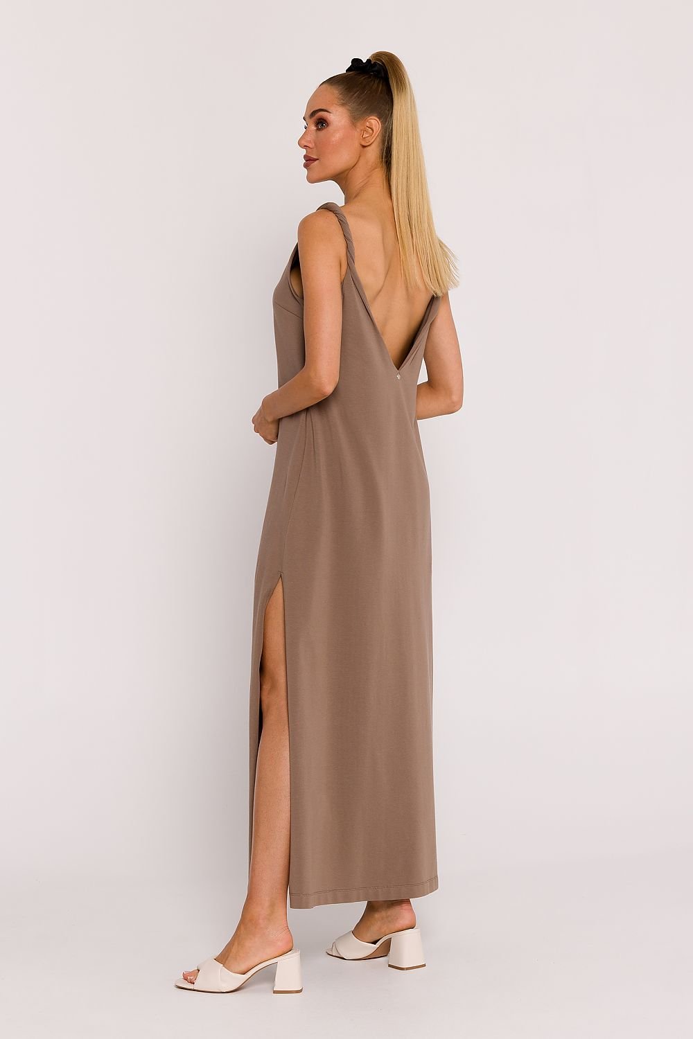 Moe Day Dress