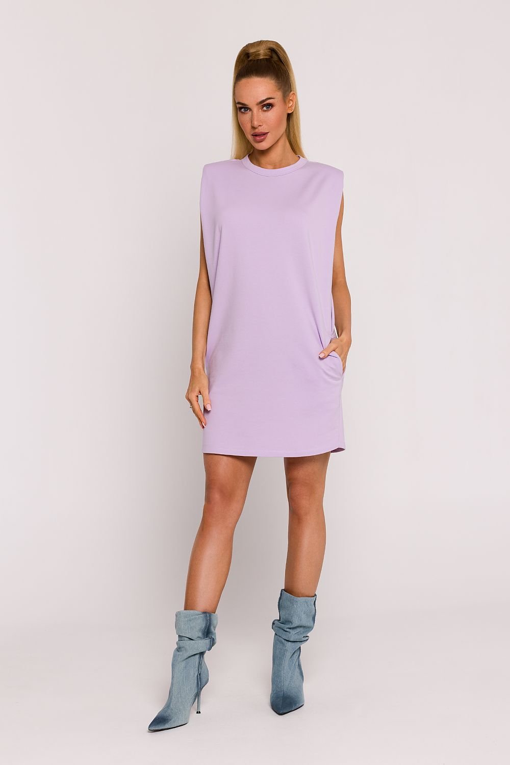 Moe Day Dress