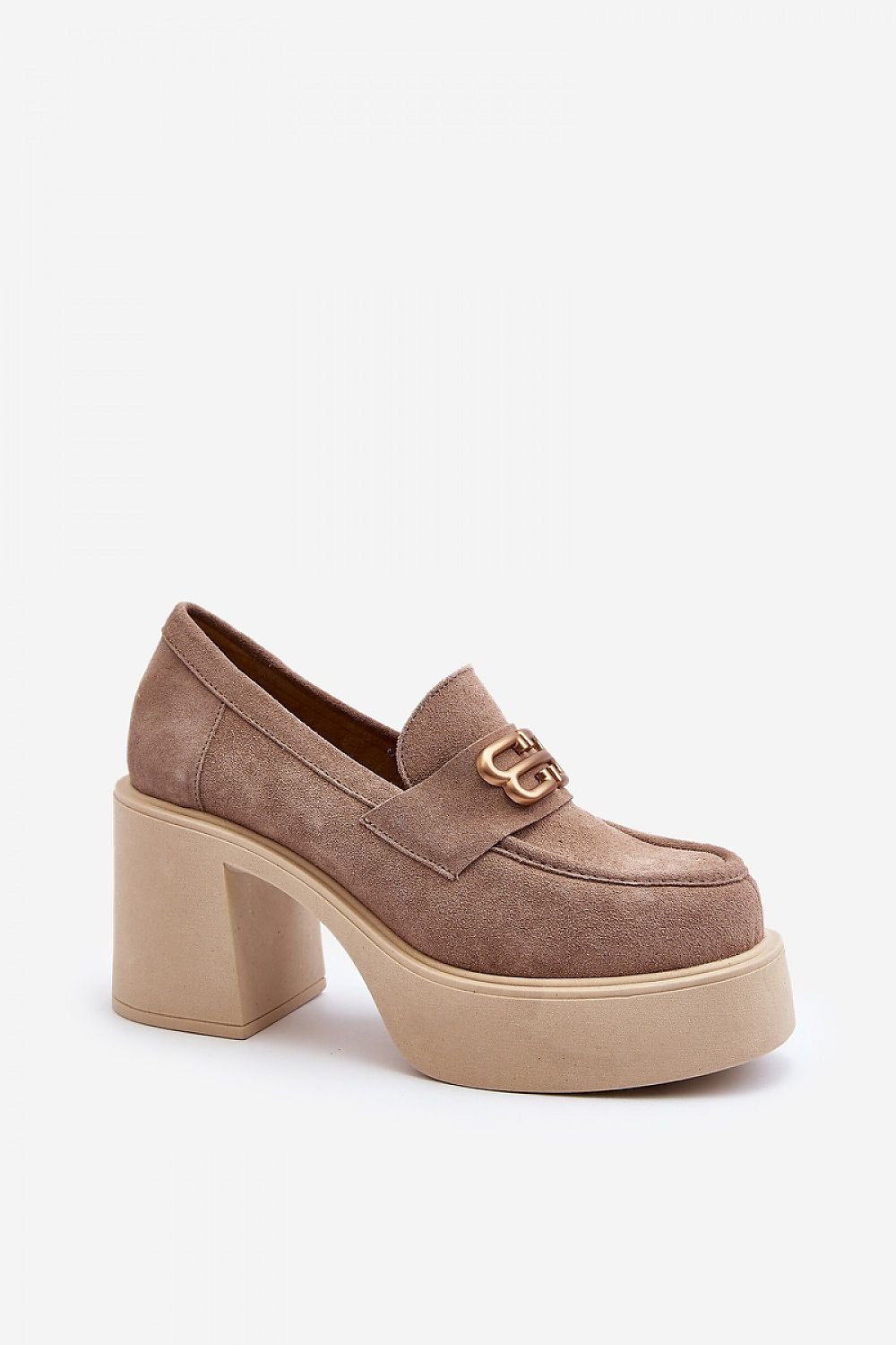 Step in style low heel shoes