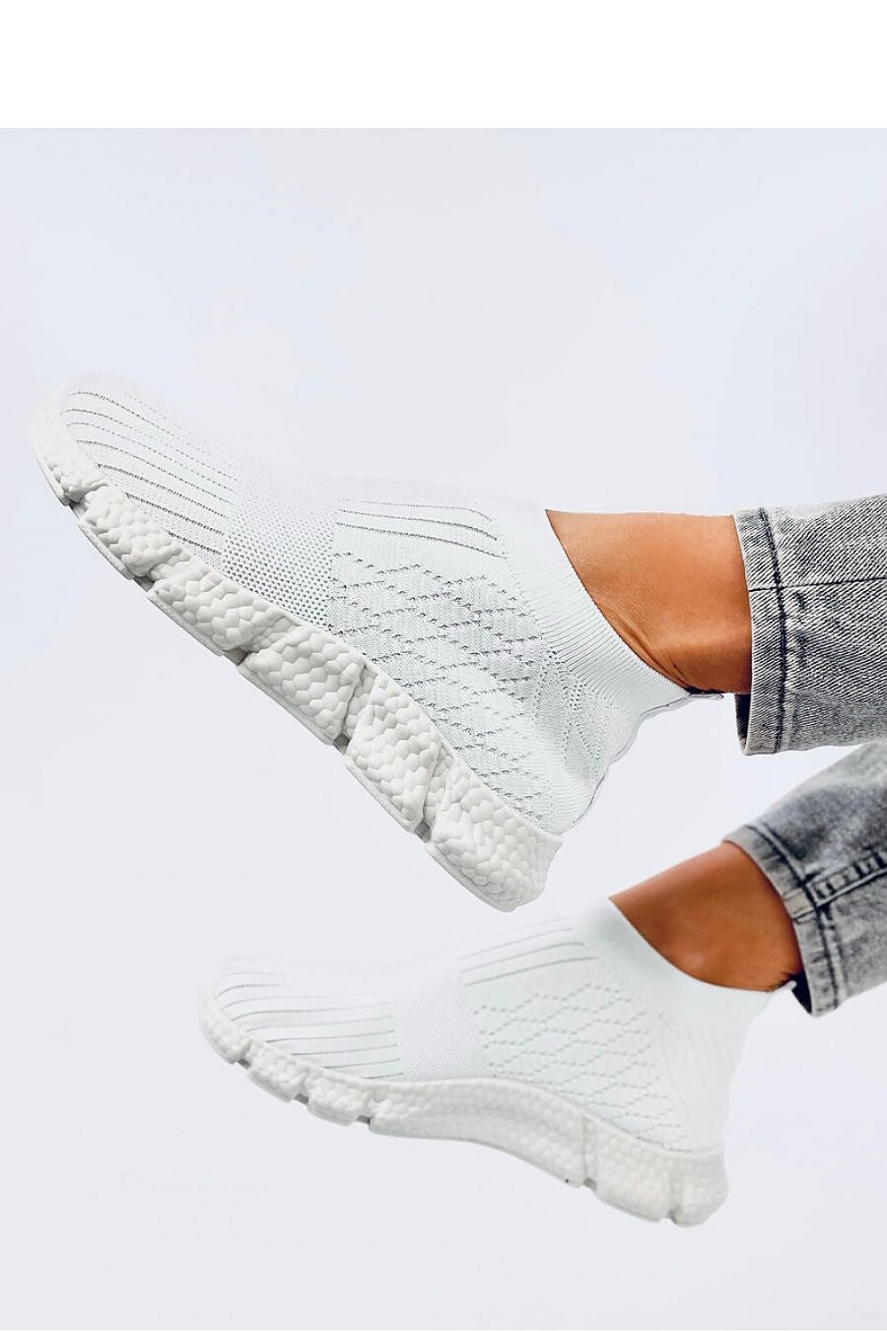 Inello sports shoes