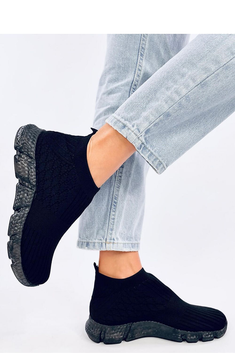 Inello sports shoes