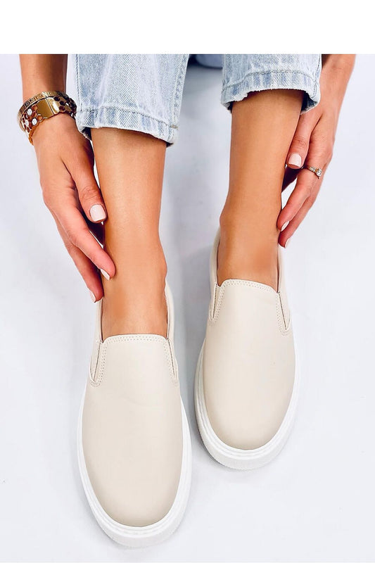 Slip-on Inello