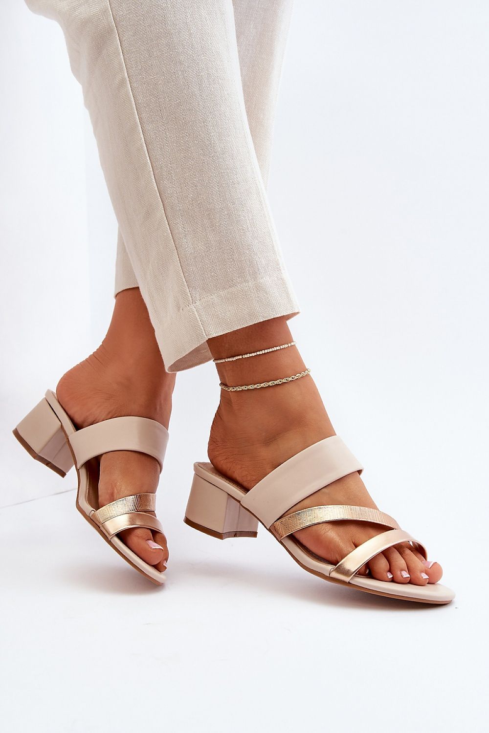 Clacquettes Step in style