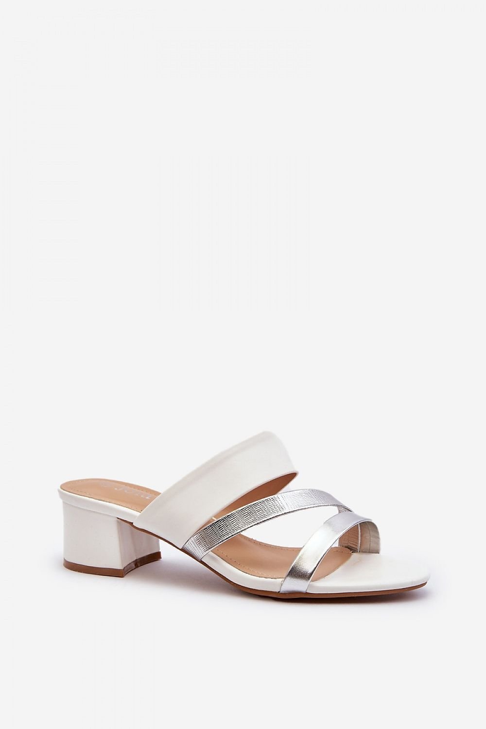 Clacquettes Step in style