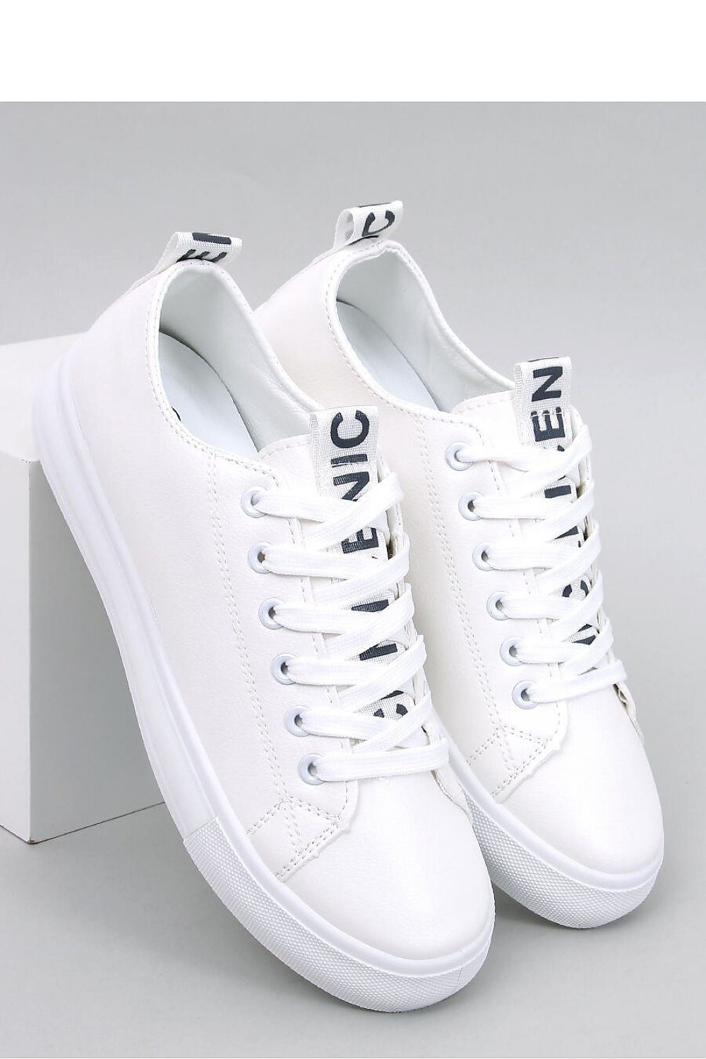 Inello sneakers