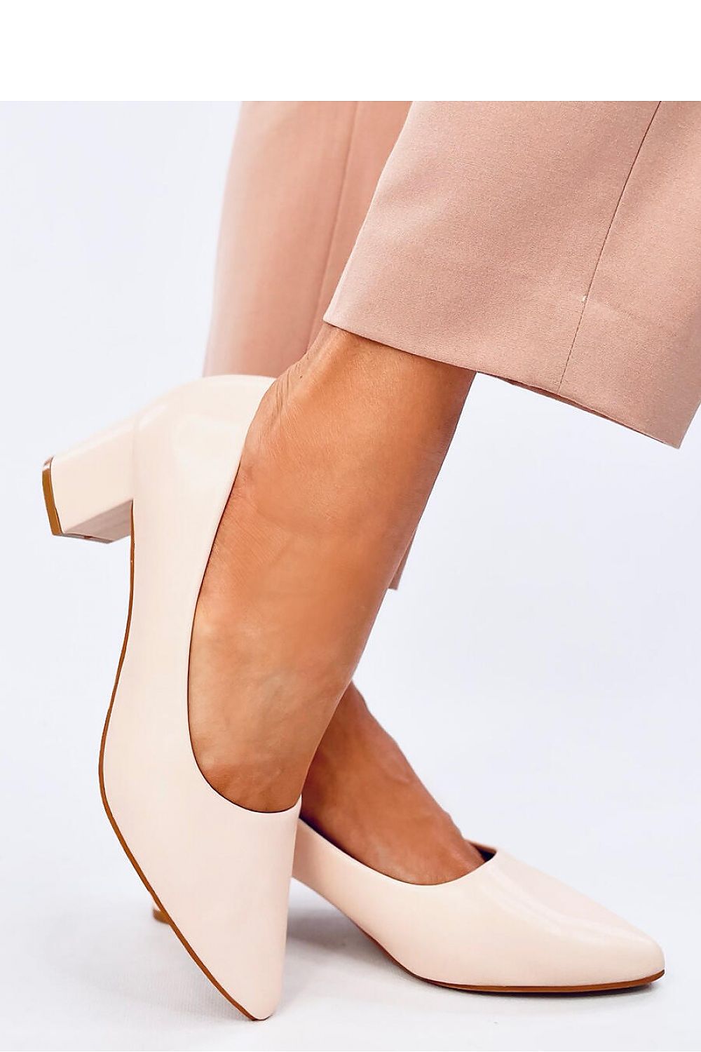 Inello wide heel pumps