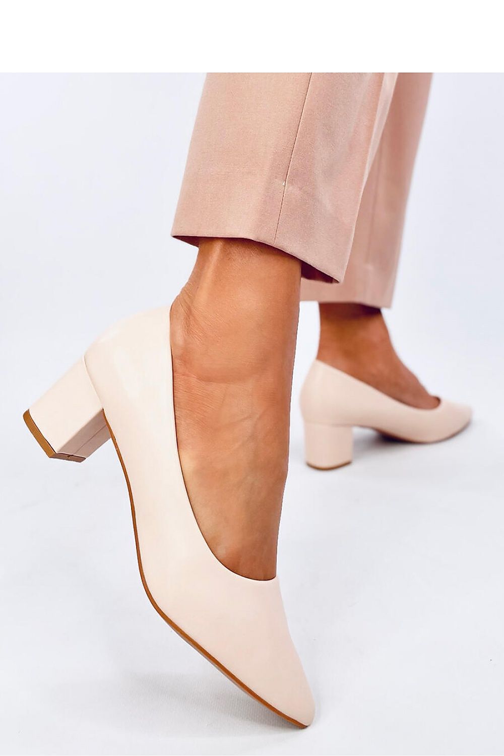 Inello wide heel pumps