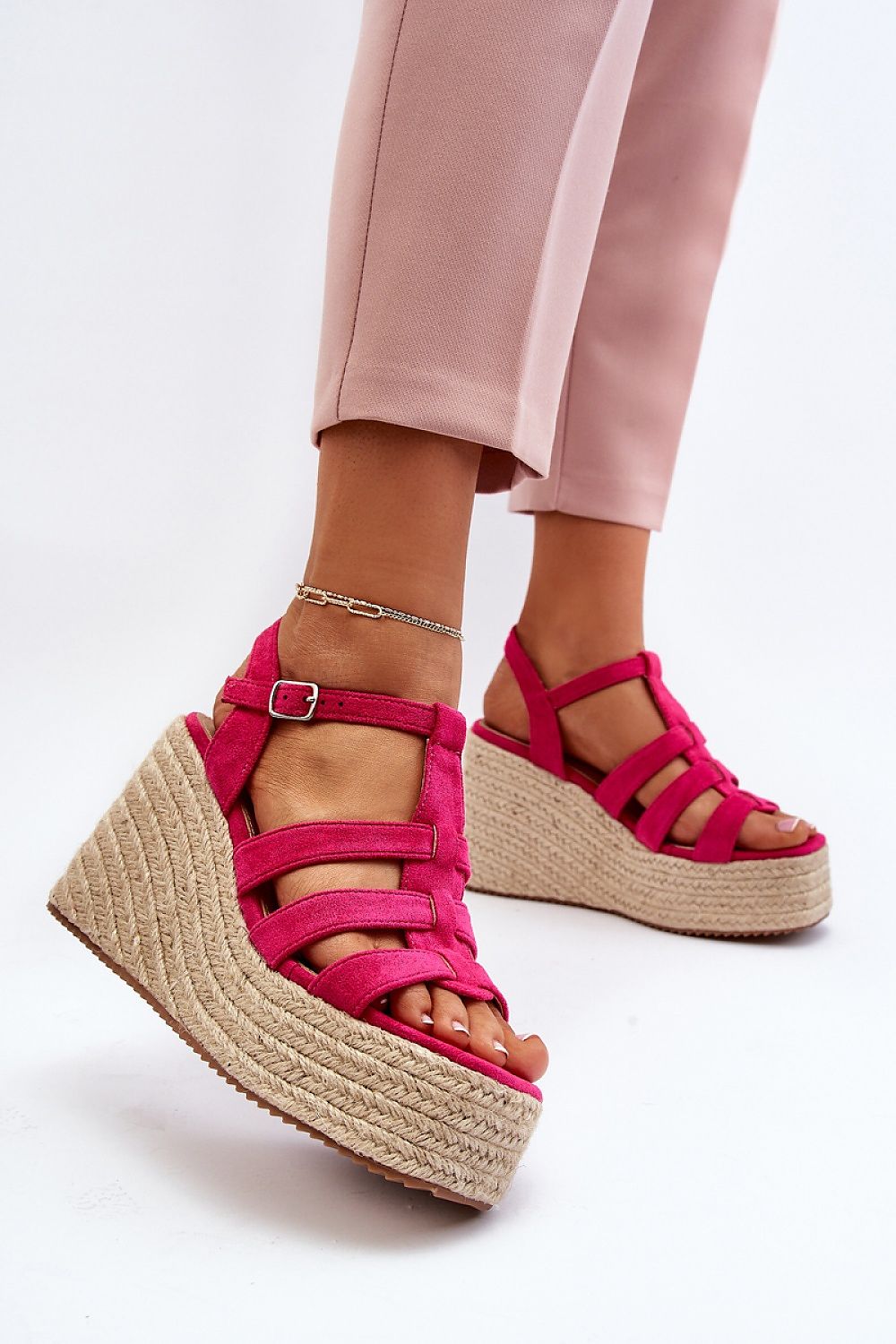 Cothurnes Step in style