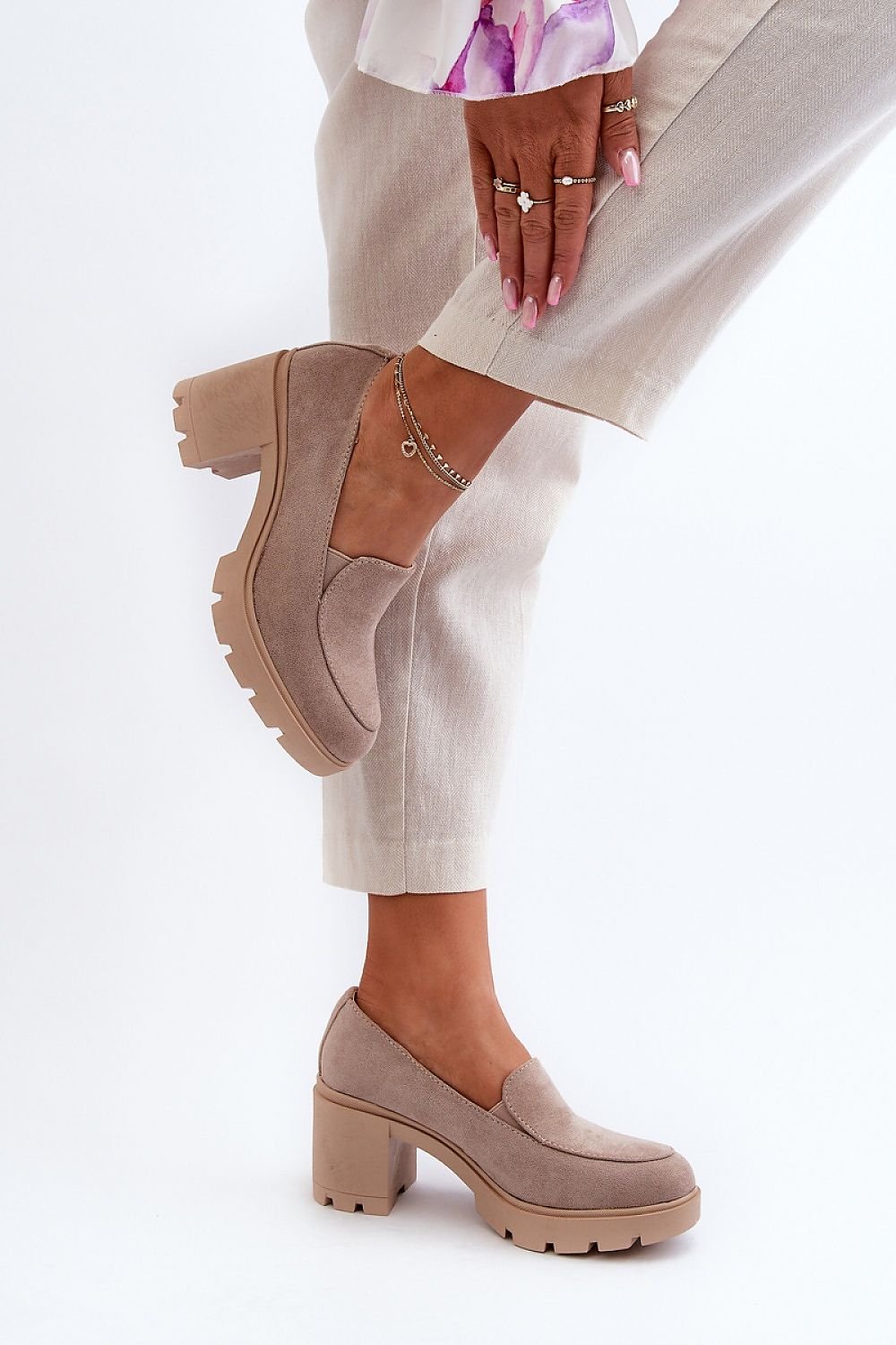 Step in style low heel shoes