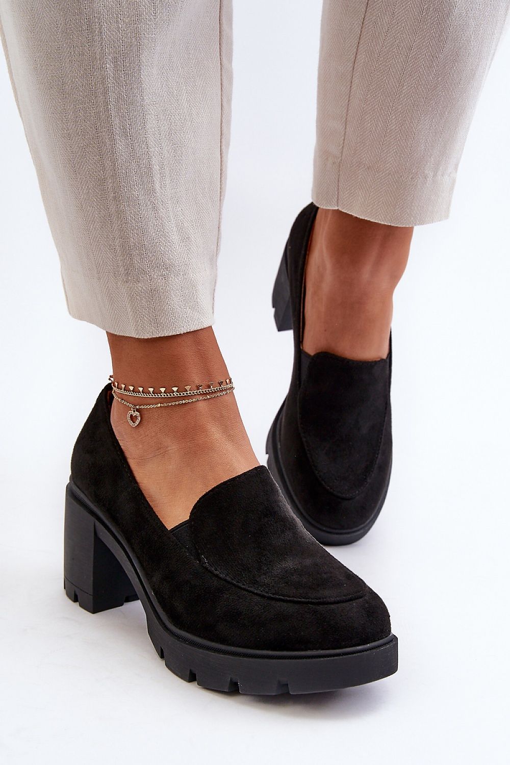 Step in style low heel shoes