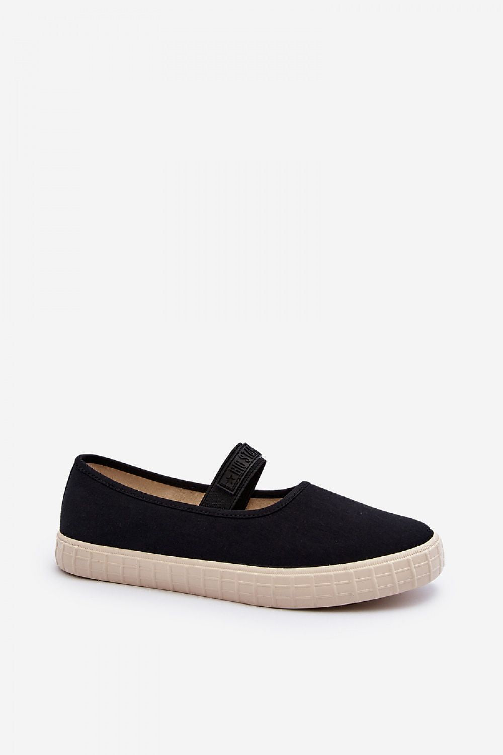 Step in style sneakers