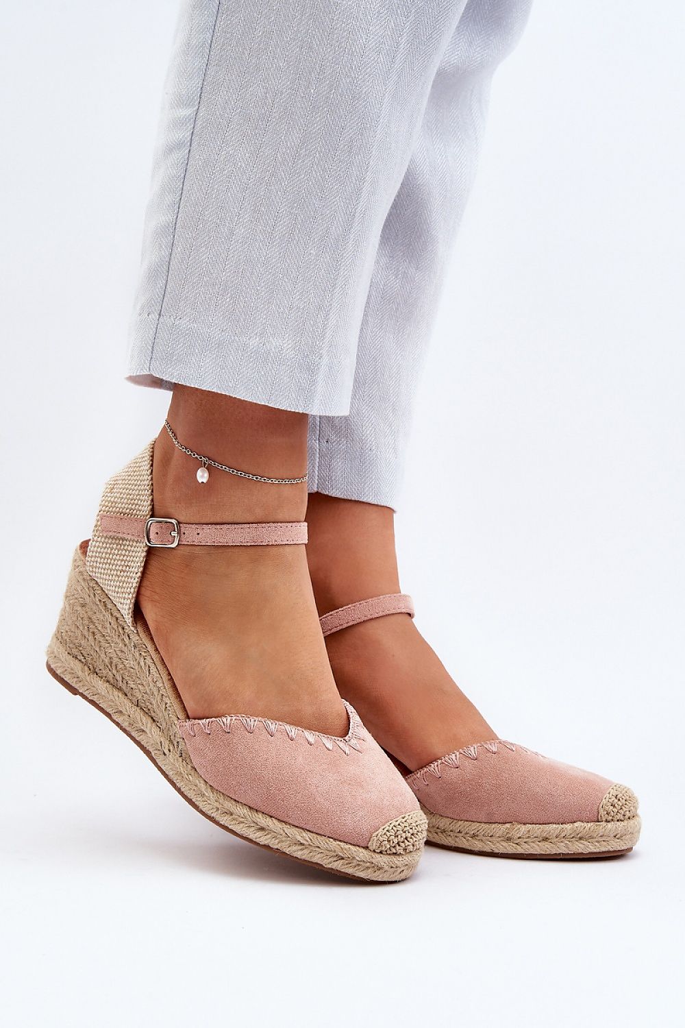 Cothurnes model 195285 Step in style