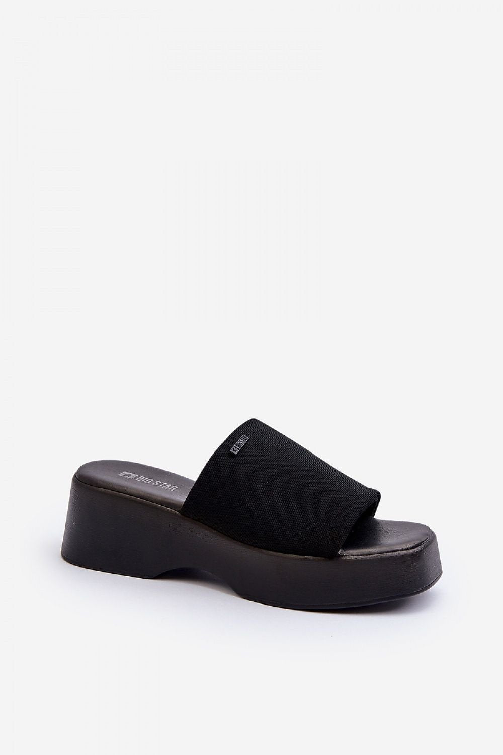 Clacquettes model 195293 Step in style