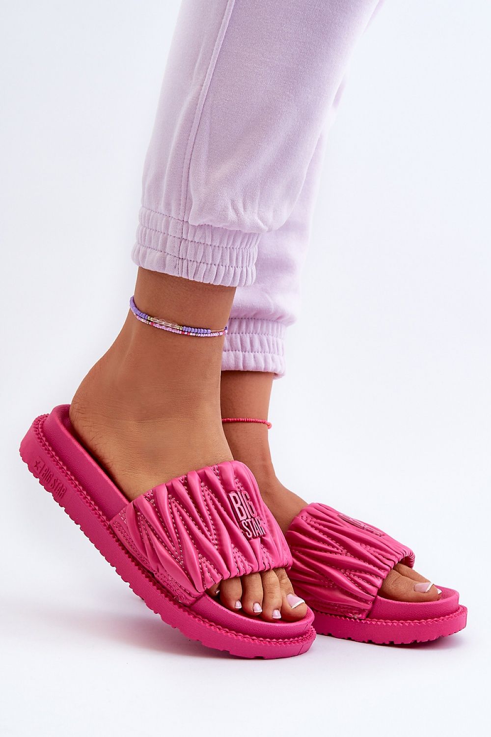 Clacquettes model 195430 Step in style