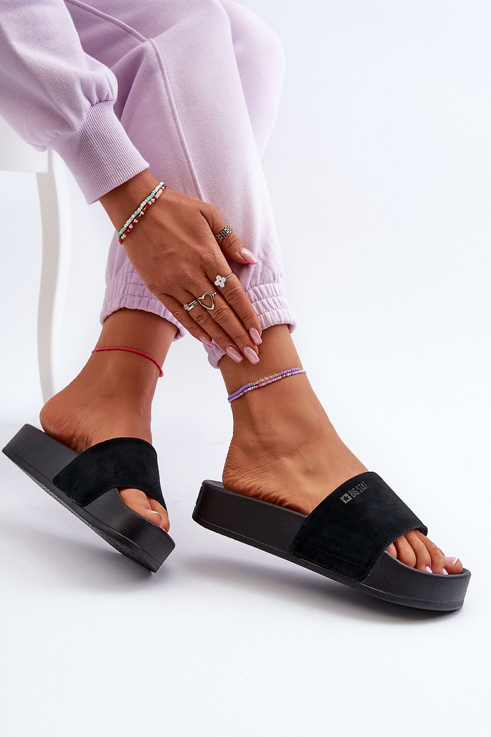 Clacquettes model 195433 Step in style