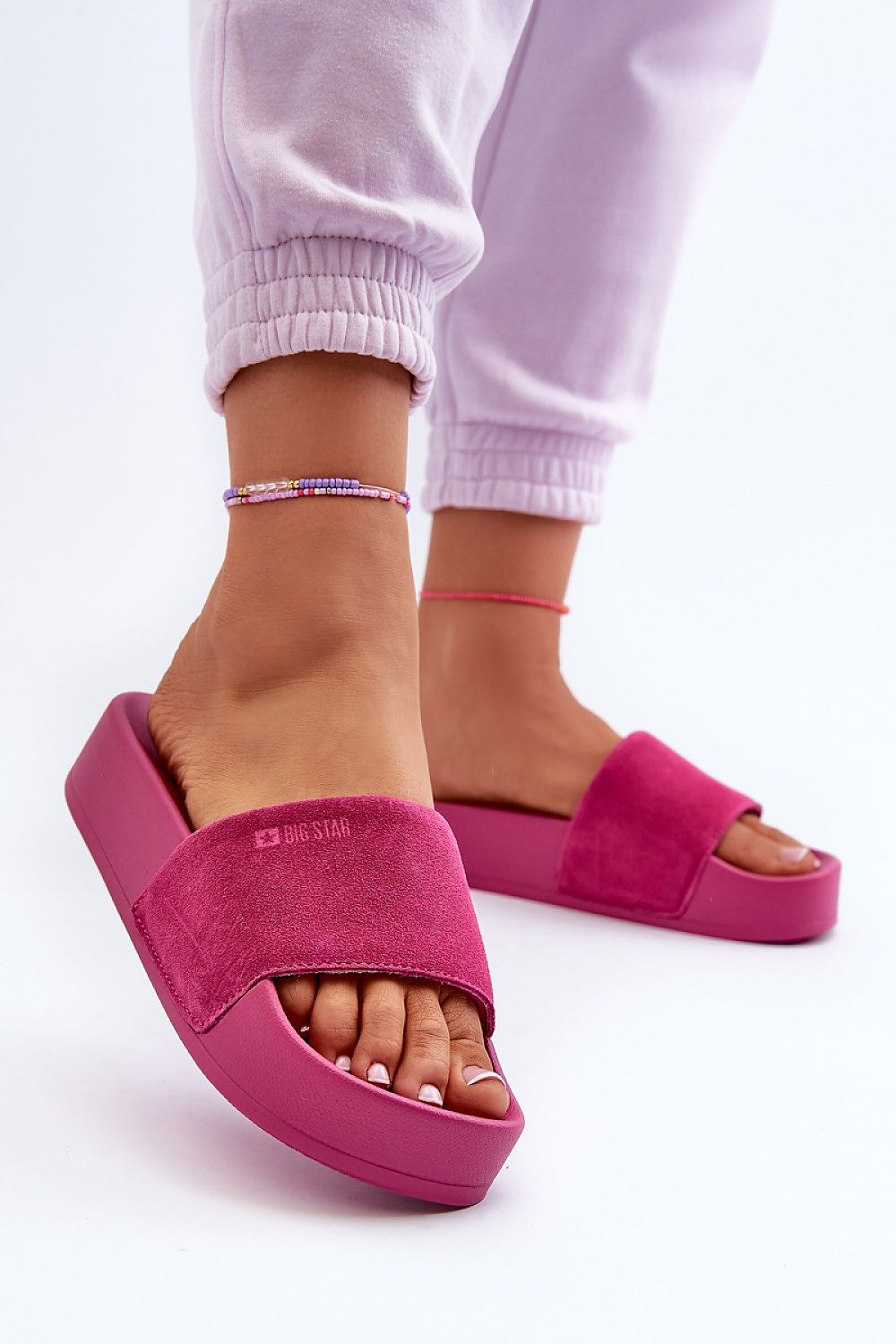 Clacquettes model 195433 Step in style