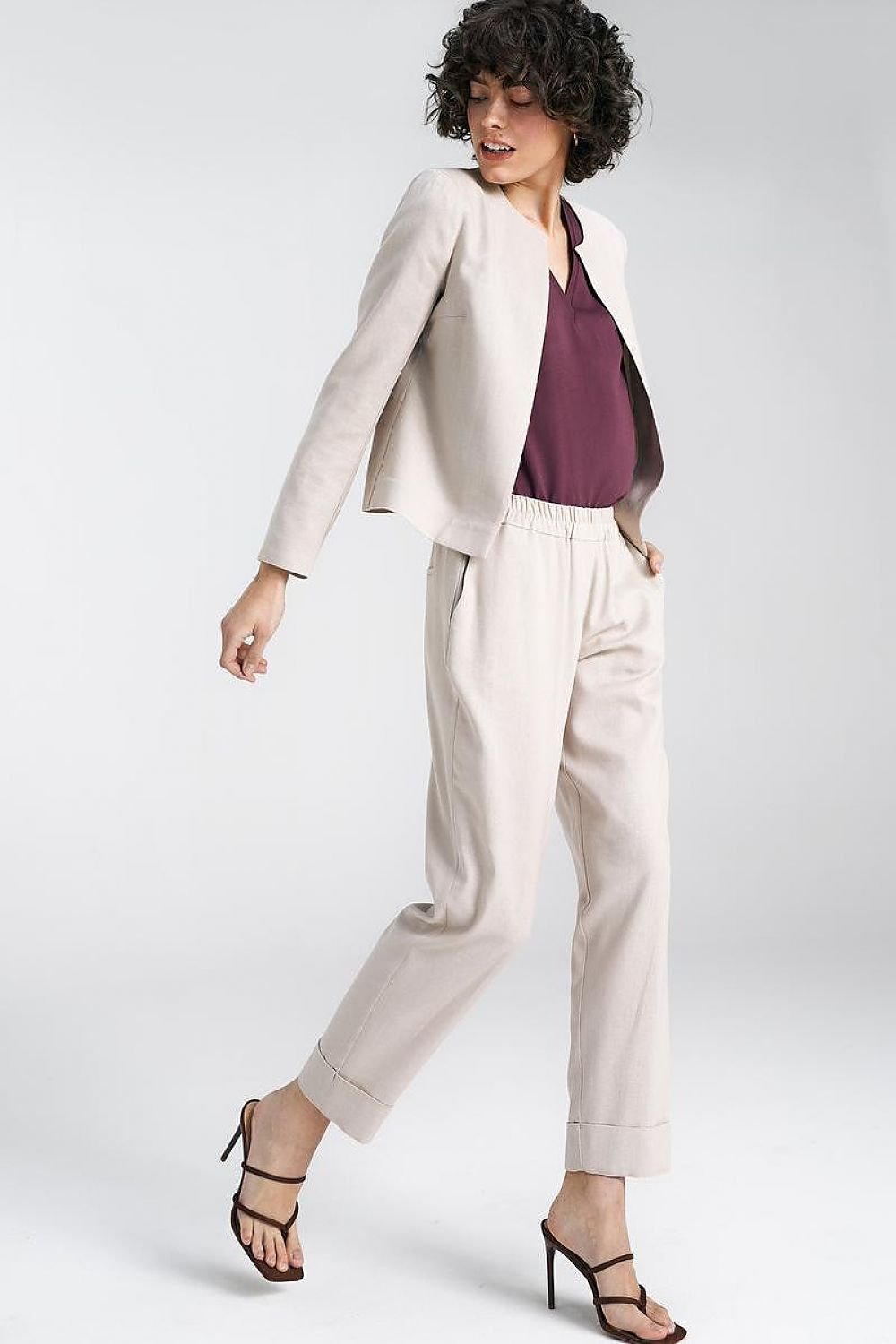 Blazer femme model 195462 Nife