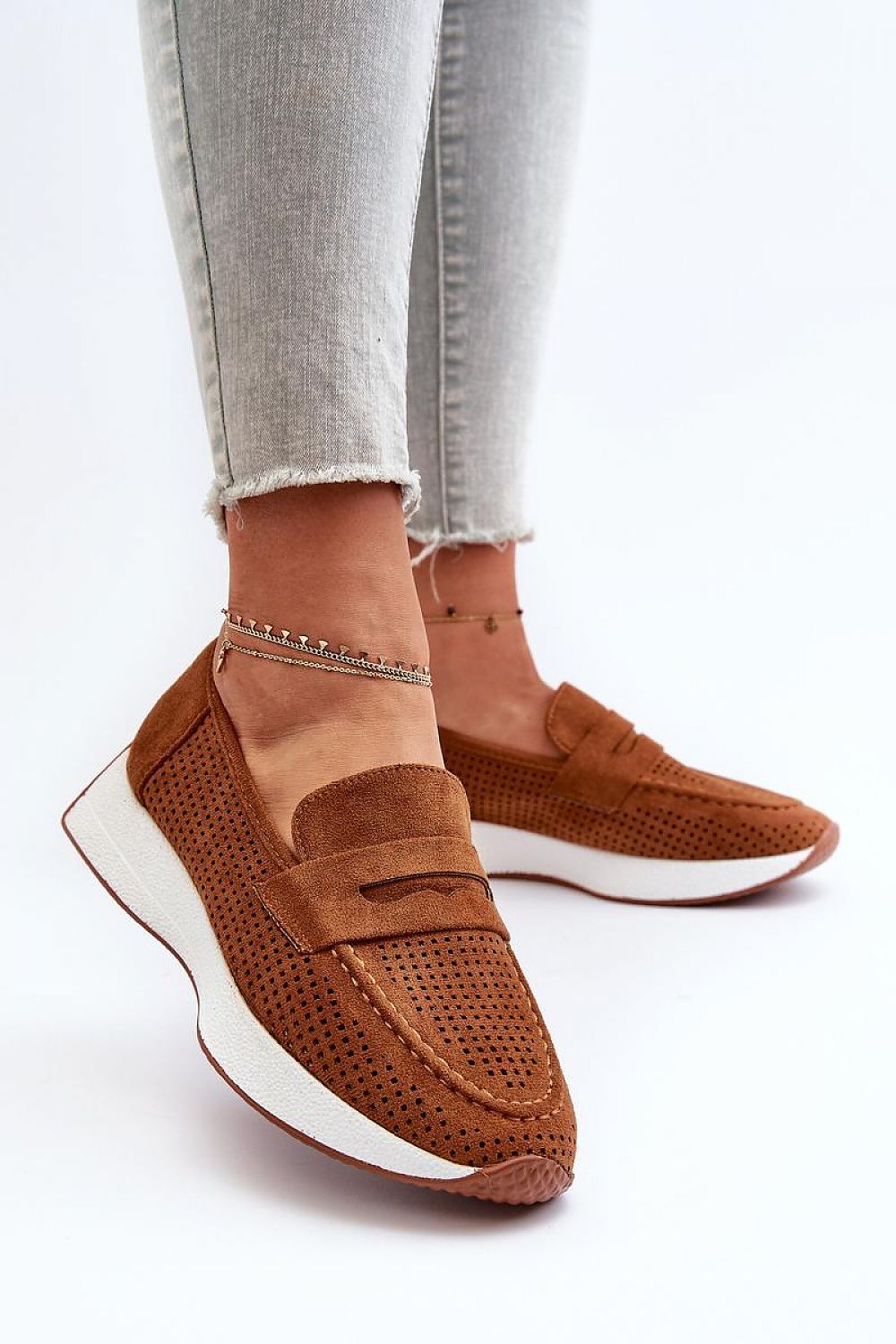 Moccasins model 195720 Step in style