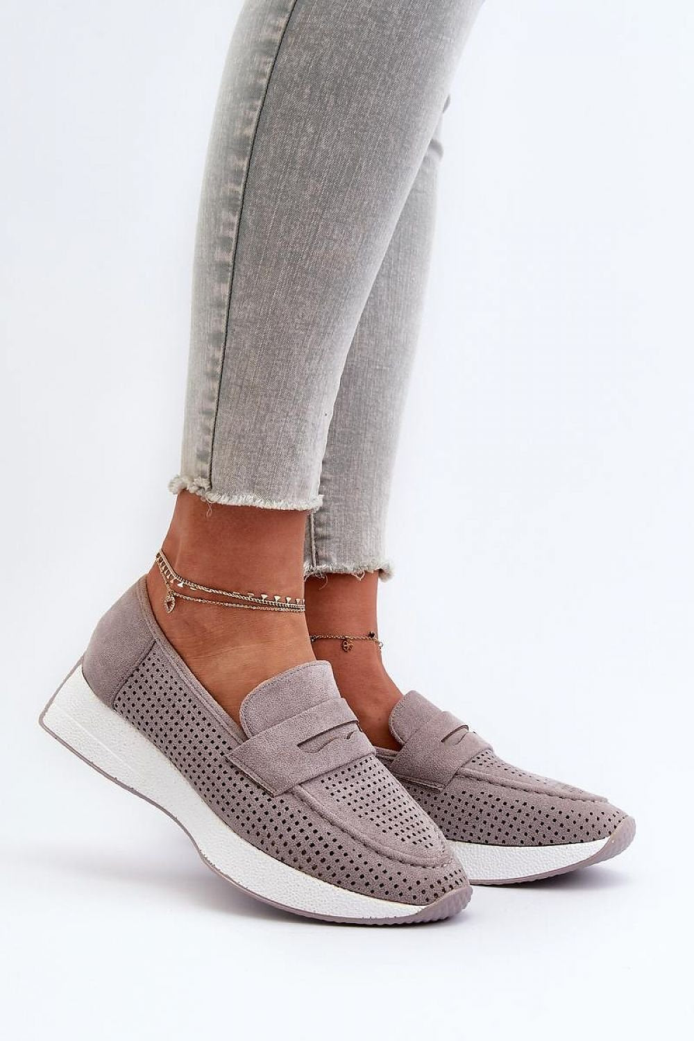 Moccasins model 195720 Step in style