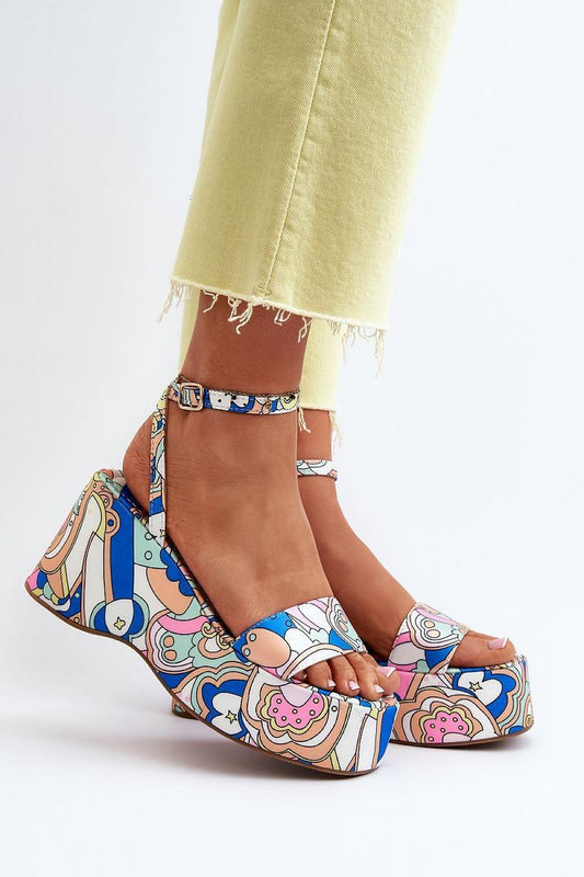 Cothurnes model 195756 Step in style