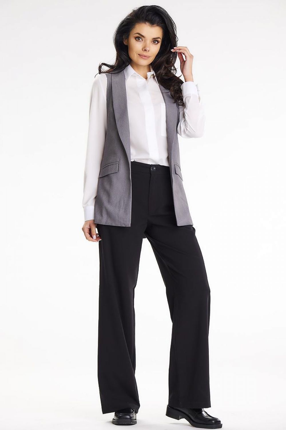 Gilet model 195853 awama
