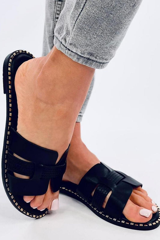 Clacquettes model 195993 Inello