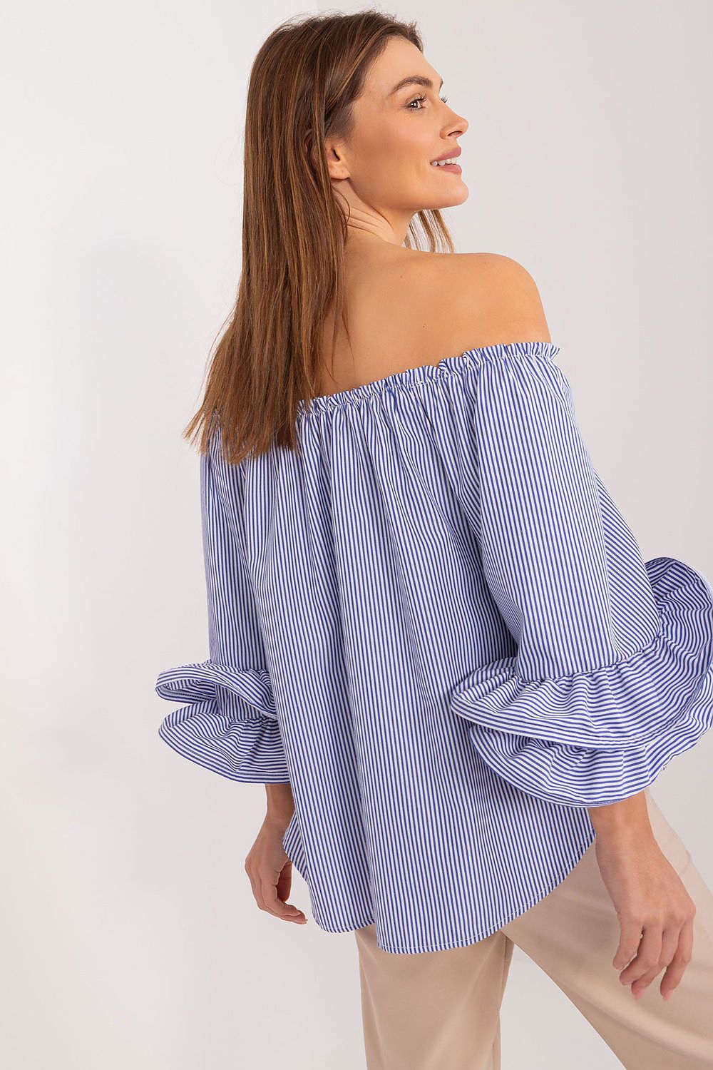 Blouse model 196219 Italy Moda