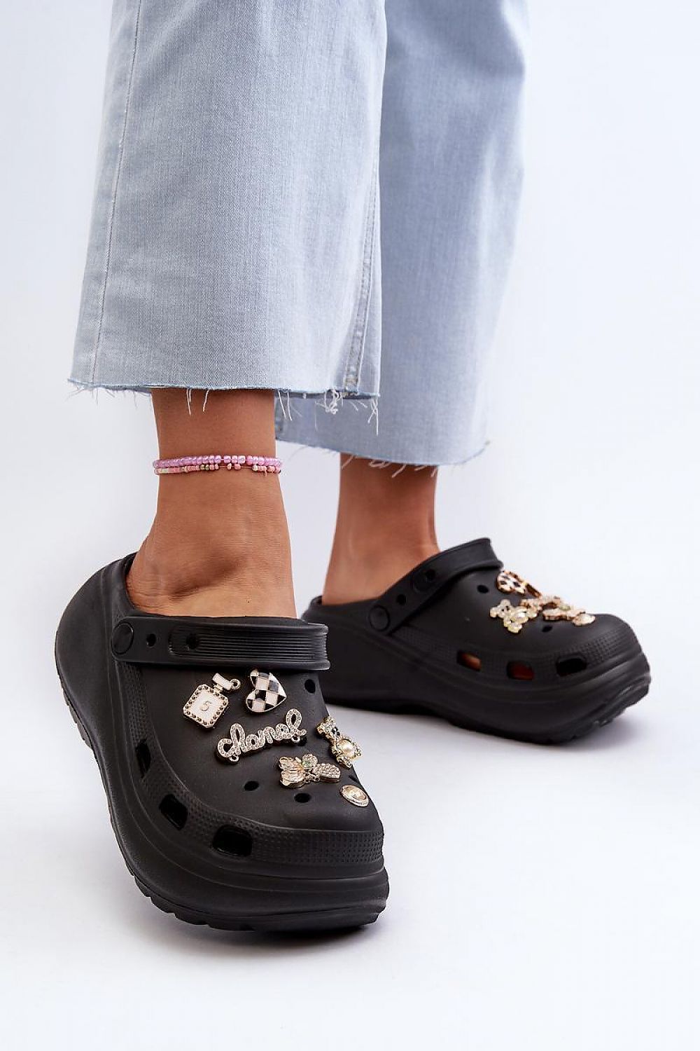 Clacquettes model 196225 Step in style