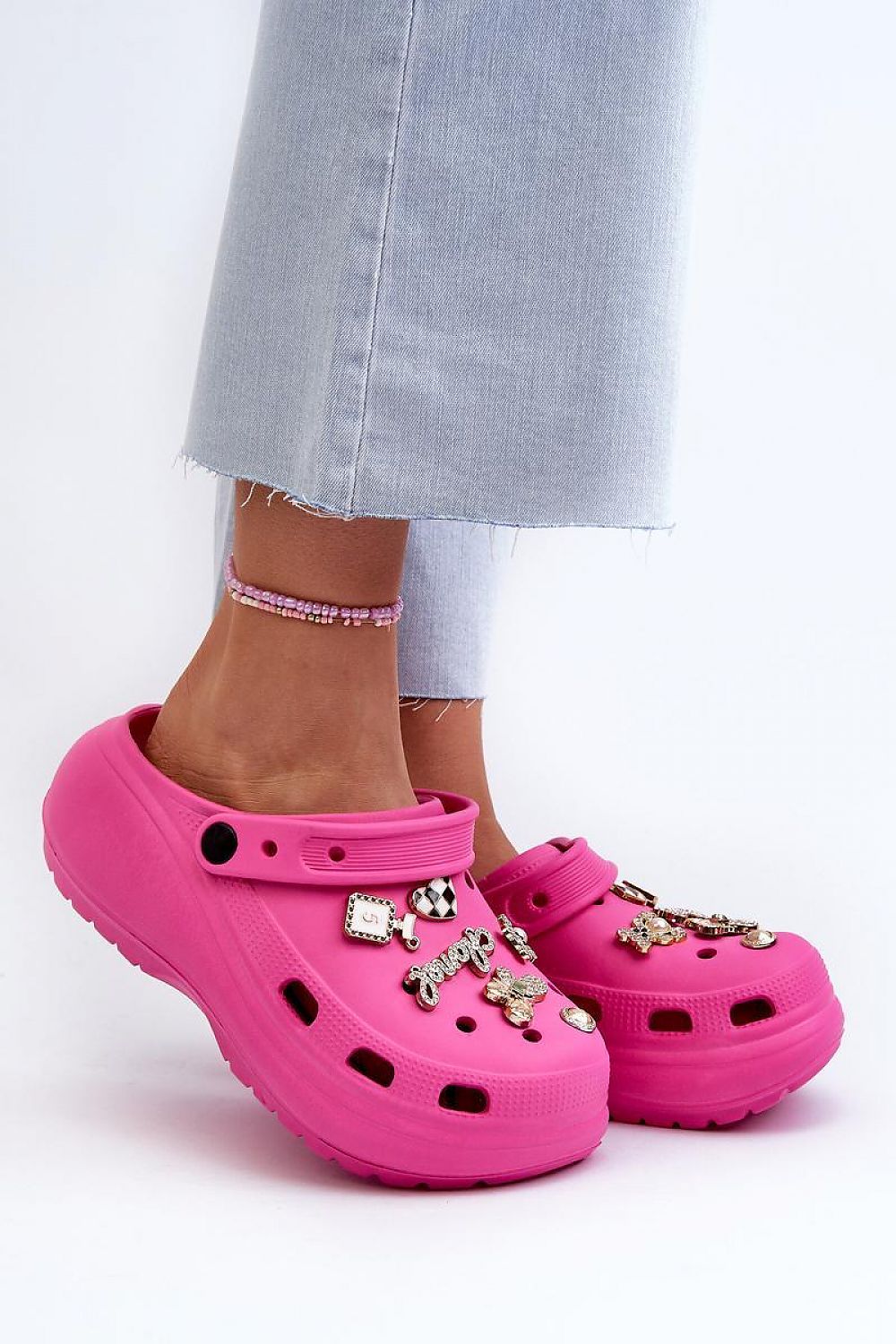 Clacquettes model 196225 Step in style